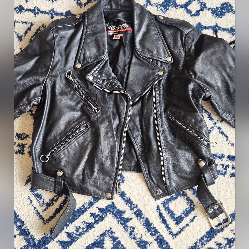 Vintage Women's Brooks Leather Jacket Belted Fringe - Picture 3 of 16